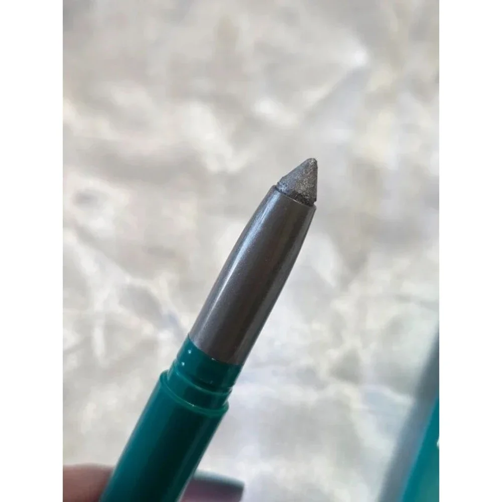Thrive Brilliant Eye Brightener Stick - Racquel (Soft Silver Shimmer)